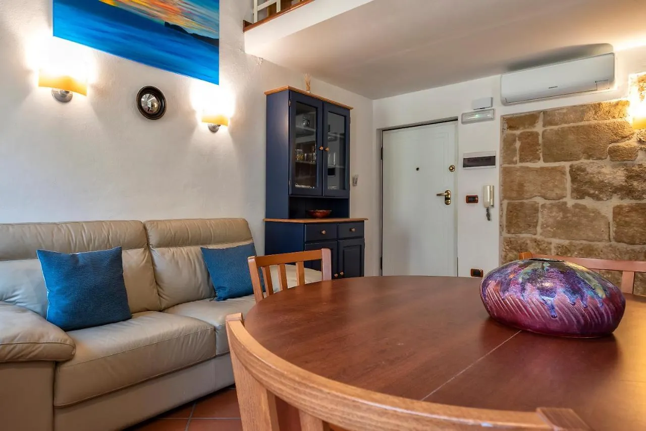 Ferret Apartment Alghero